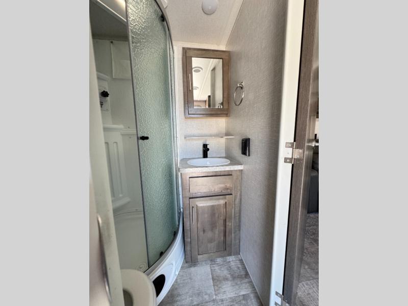 2022 Forest River RV Flagstaff Micro Lite 25FBS photo 21