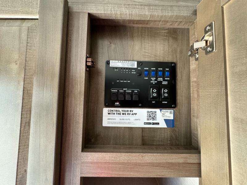 2022 Forest River RV Flagstaff Micro Lite 25FBS photo 25