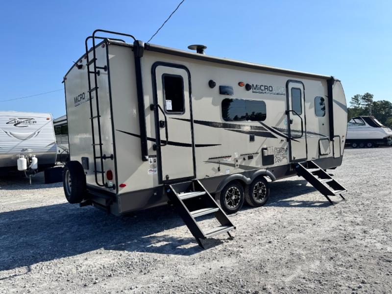 2022 Forest River RV Flagstaff Micro Lite 25FBS photo 2