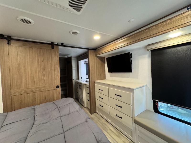 2024 Alliance RV Paradigm 382RK photo 32