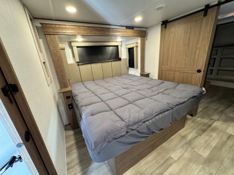 2024 Alliance RV Paradigm 382RK photo 28