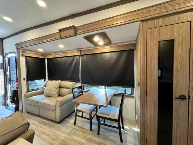 2024 Alliance RV Paradigm 382RK photo 10