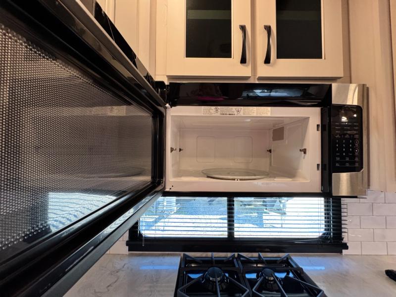 2024 Alliance RV Paradigm 382RK photo 19