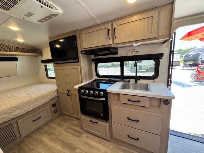 2024 Forest River RV Flagstaff E-Pro E19FBS photo 9