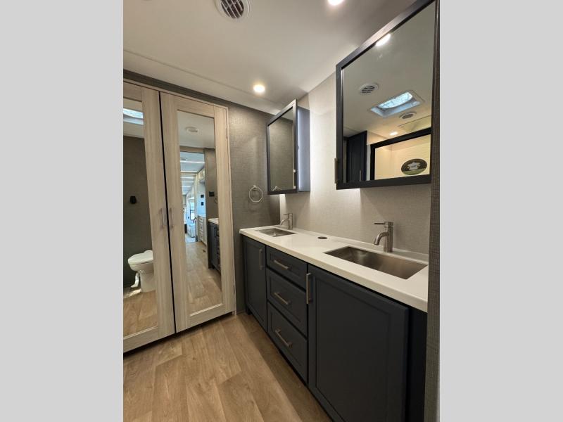2026 Forest River RV Columbus 383RLH photo 24