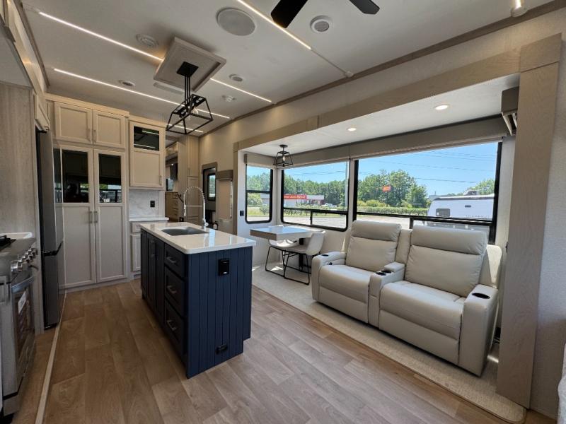 2026 Forest River RV Columbus 383RLH photo 11