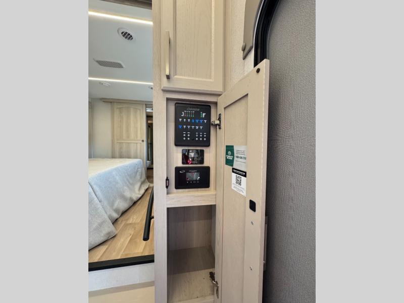 2026 Forest River RV Columbus 383RLH photo 18