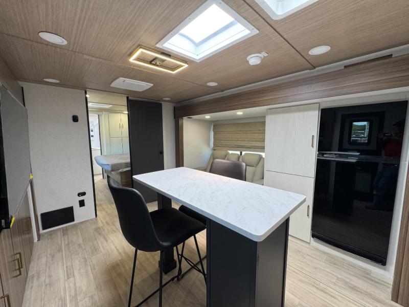 2026 Forest River RV Vibe 2500FIK photo 11