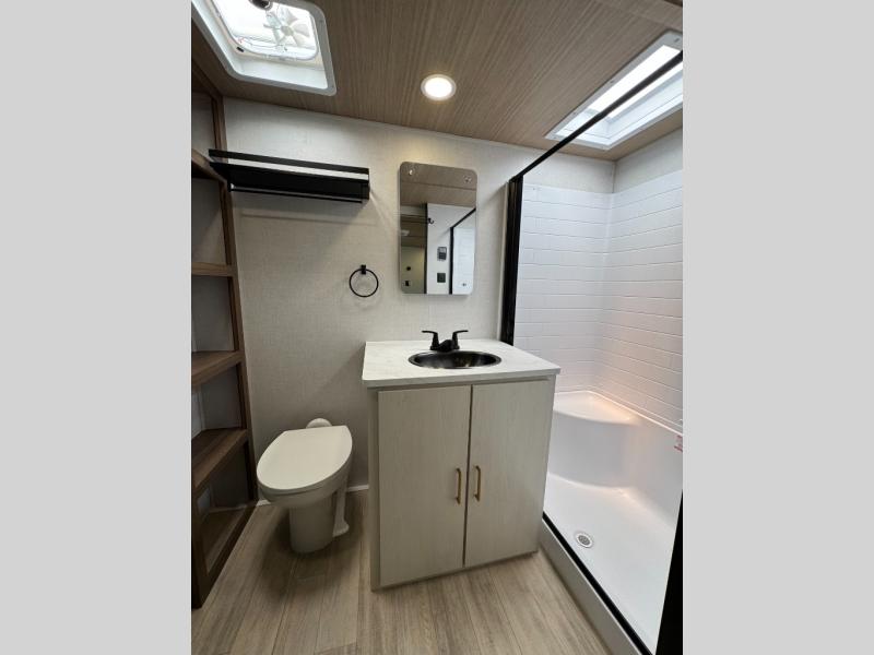2026 Forest River RV Vibe 2500FIK photo 25