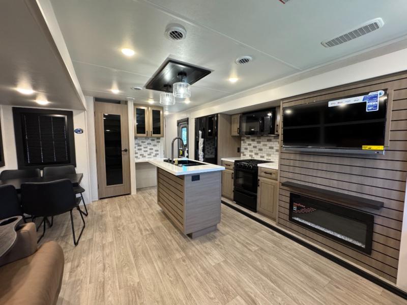 2027 Open Range RV Open Range 322RLS photo 11