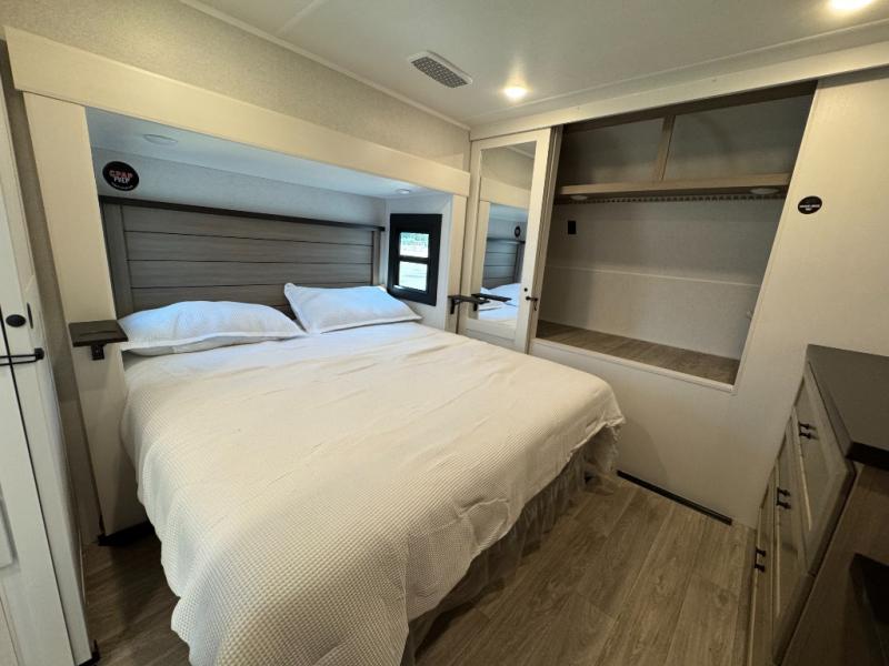 2027 Open Range RV Open Range 322RLS photo 22