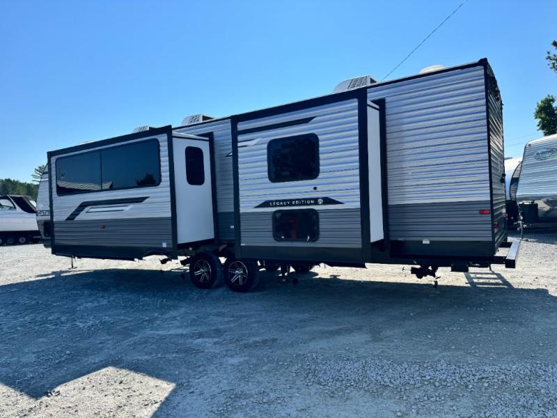 2026 Coachmen RV Catalina Legacy Edition 333DBDSCK photo 4