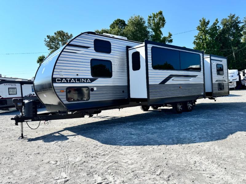 2026 Coachmen RV Catalina Legacy Edition 333DBDSCK photo 3