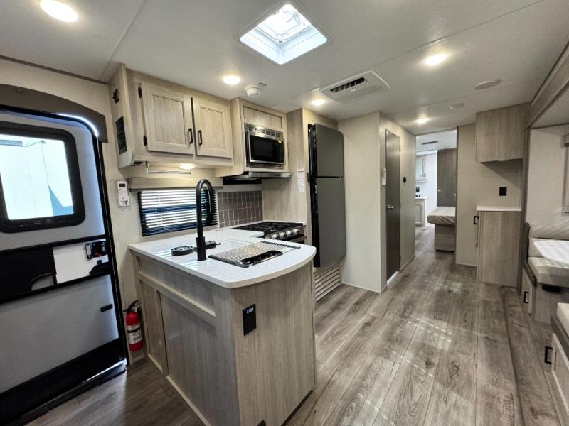 2026 Coachmen RV Catalina Legacy Edition 333DBDSCK photo 11