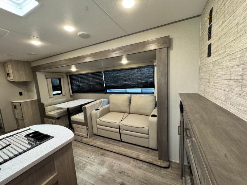 2026 Coachmen RV Catalina Legacy Edition 333DBDSCK photo 10