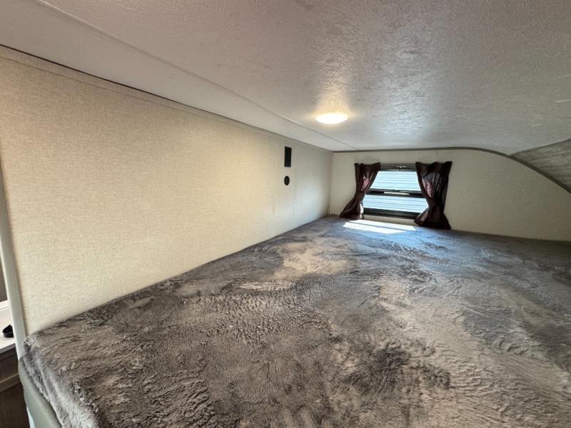 2026 Coachmen RV Catalina Legacy Edition 333DBDSCK photo 35