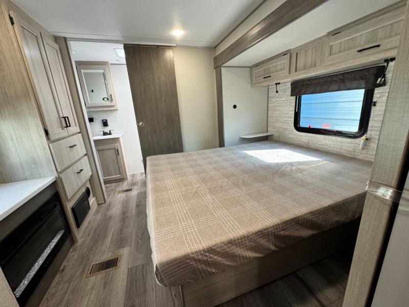 2026 Coachmen RV Catalina Legacy Edition 333DBDSCK photo 22