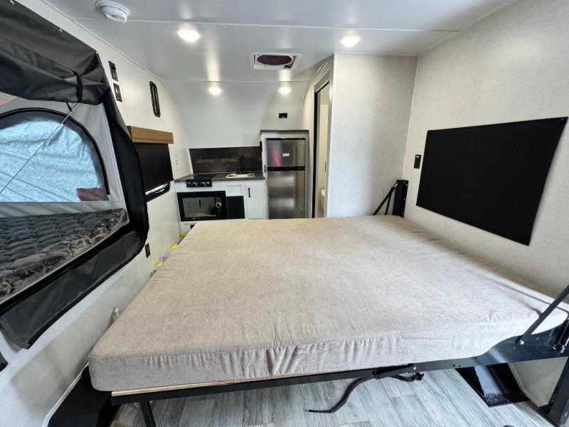 2027 Modern Buggy RV Hopper Hopper 2 Toy Hauler photo 13