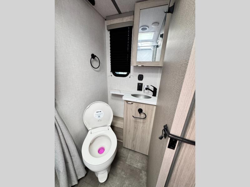 2025 Forest River RV Salem FSX 169RSK photo 18