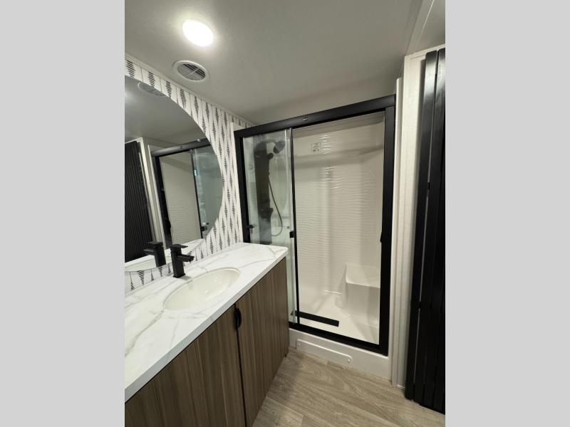 2026 Forest River RV Wildwood Grand Lodge 42ICE photo 27