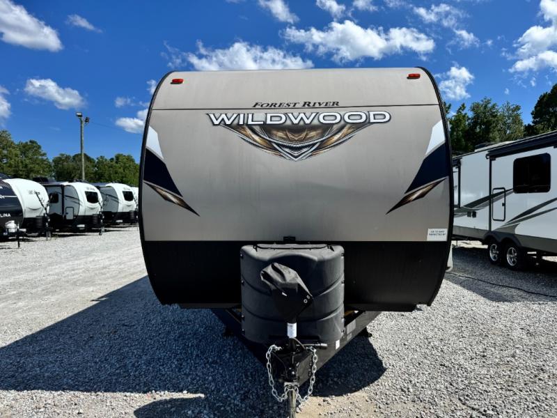 2019 Forest River RV Wildwood 27DBK photo 3