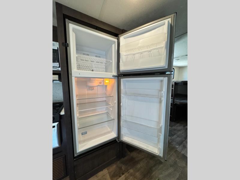 2019 Forest River RV Wildwood 27DBK photo 27