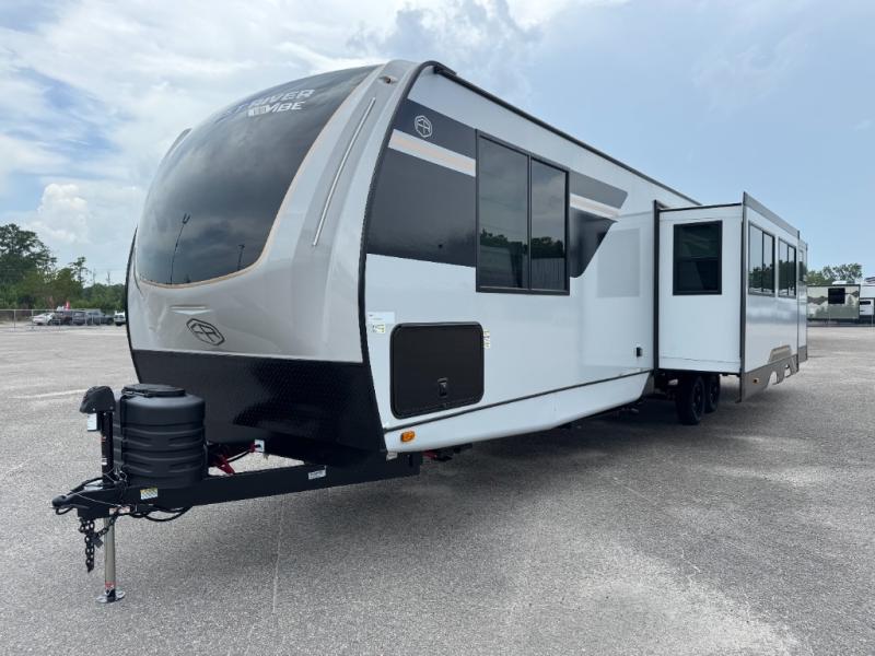 2026 Forest River RV Vibe 3400BH photo 3