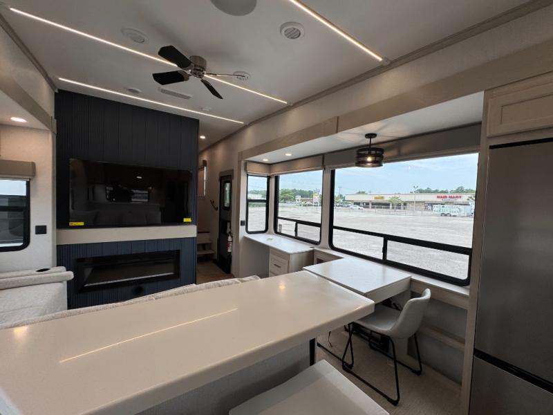 2027 Forest River RV Columbus 379MBL photo 23