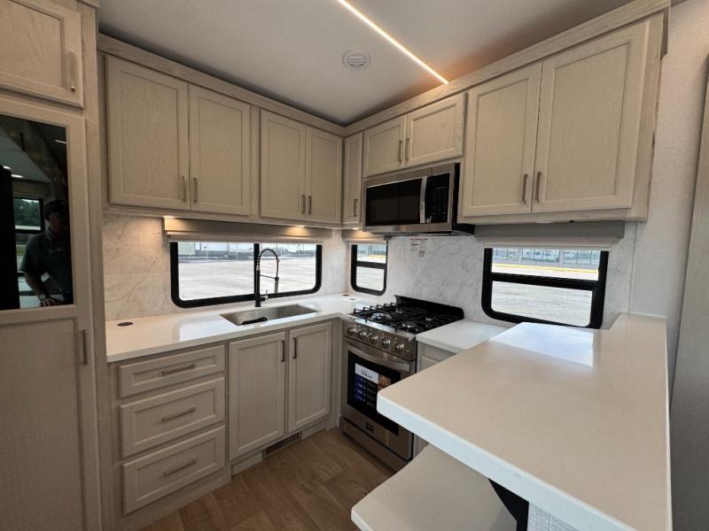 2027 Forest River RV Columbus 379MBL photo 26