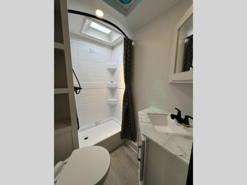 2027 Forest River RV Solaire 232UD photo 17