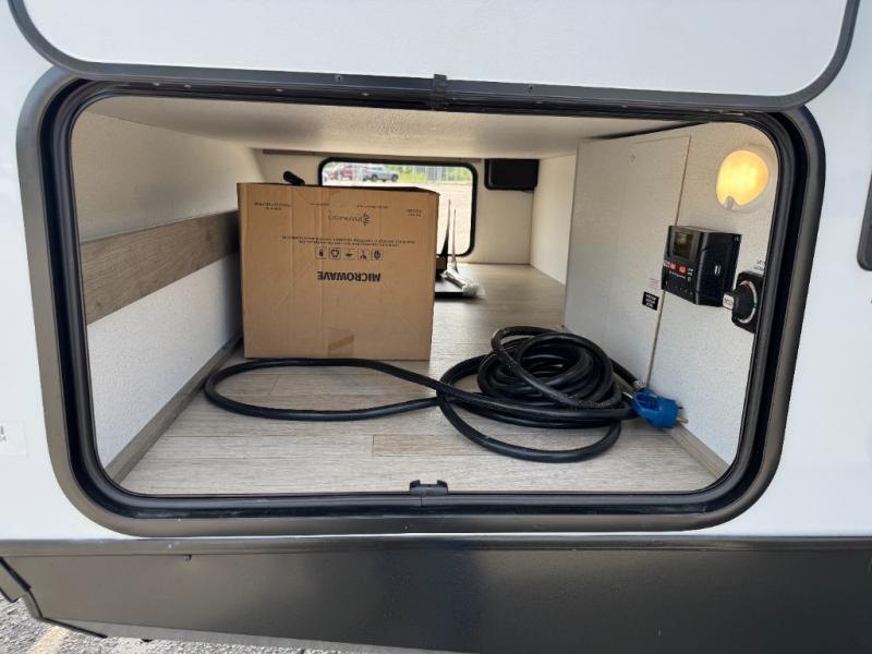 2027 Forest River RV Solaire 232UD photo 27