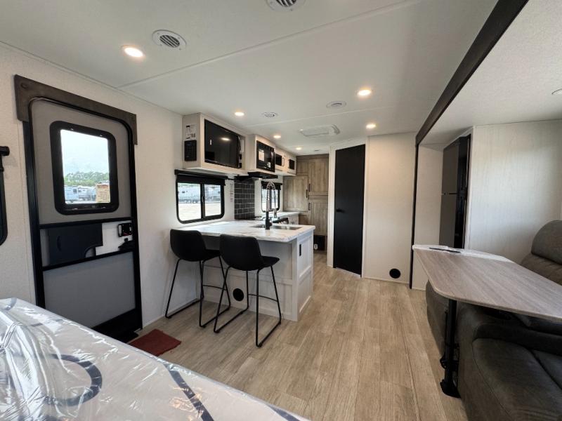 2027 Forest River RV Solaire 232UD photo 10