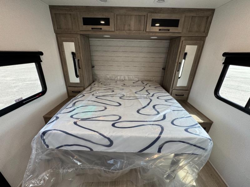2027 Forest River RV Solaire 232UD photo 19