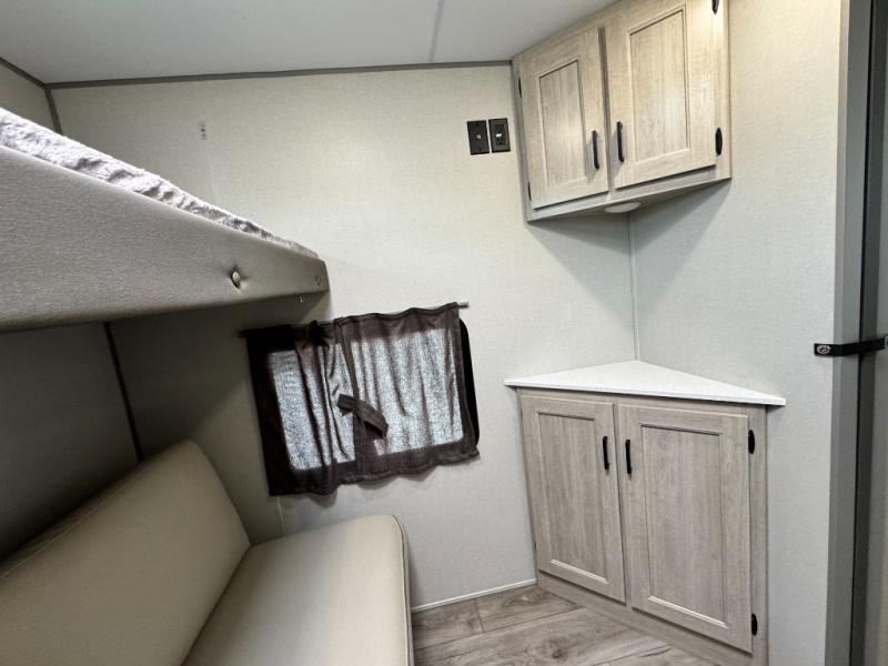 2026 Coachmen RV Catalina Legacy Edition 293QBCK photo 23