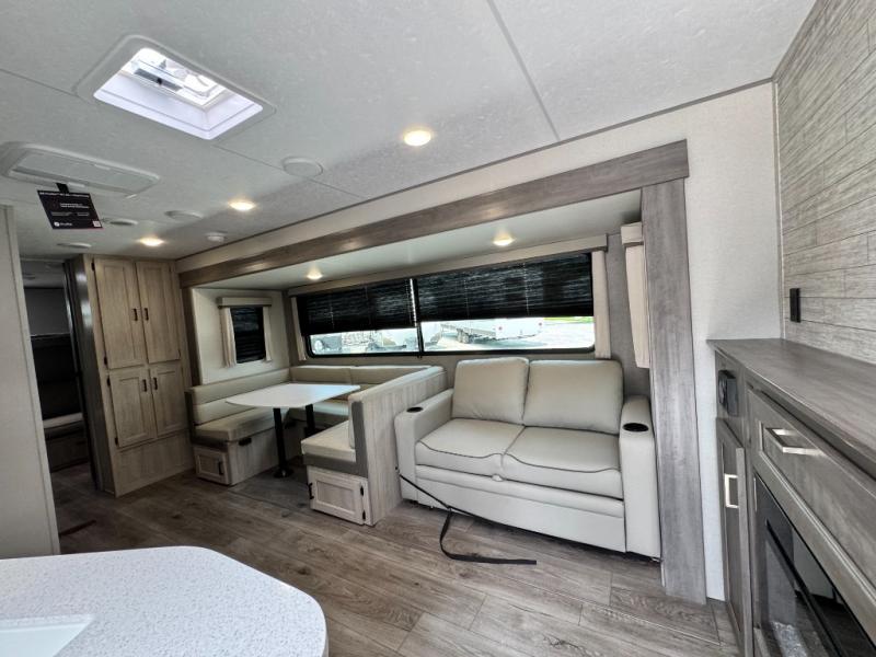 2026 Coachmen RV Catalina Legacy Edition 293QBCK photo 10
