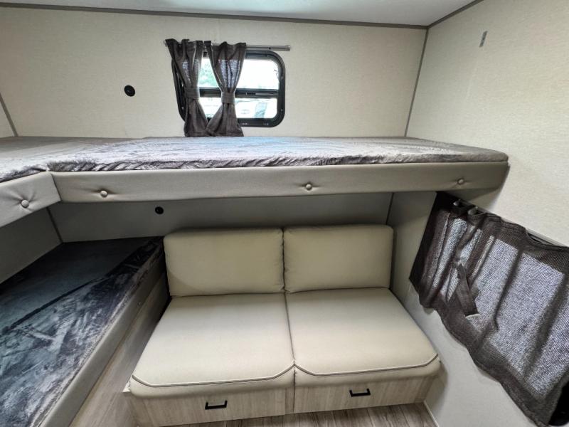 2026 Coachmen RV Catalina Legacy Edition 293QBCK photo 24