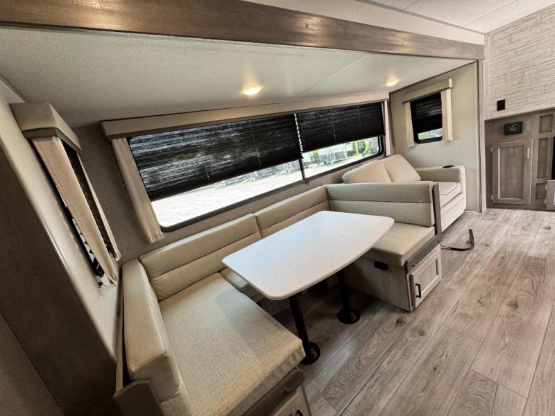2026 Coachmen RV Catalina Legacy Edition 293QBCK photo 13