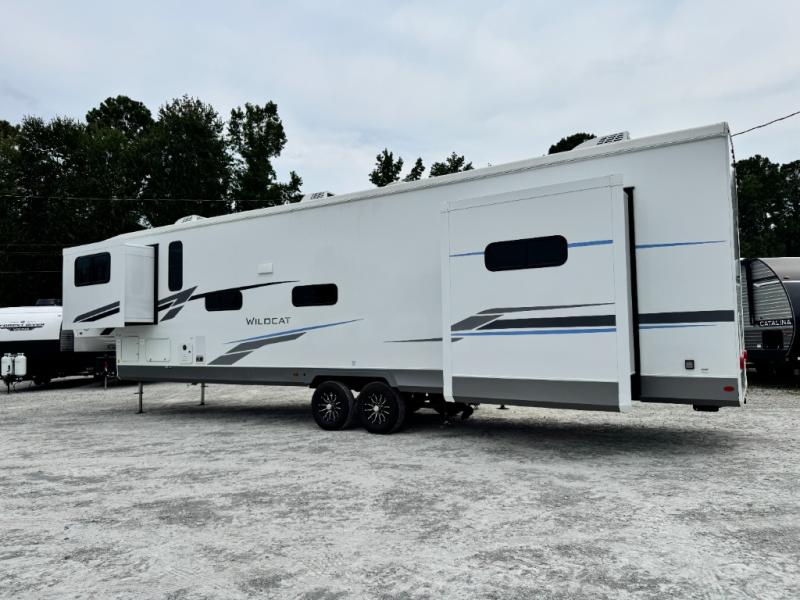 2026 Forest River RV Wildcat 35FL photo 4