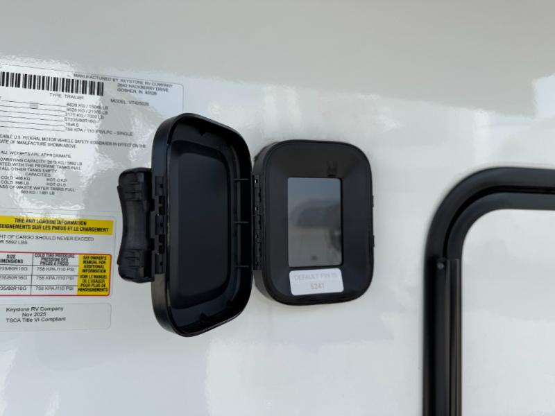 2026 Dutchmen RV Voltage V-Series 4250 Toy Hauler photo 47