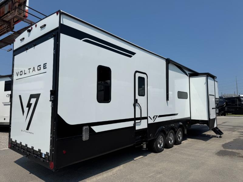 2026 Dutchmen RV Voltage V-Series 4250 Toy Hauler photo 1