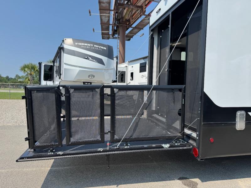 2026 Dutchmen RV Voltage V-Series 4250 Toy Hauler photo 19