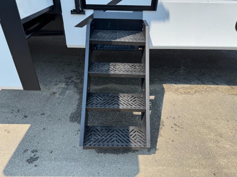 2026 Dutchmen RV Voltage V-Series 4250 Toy Hauler photo 12
