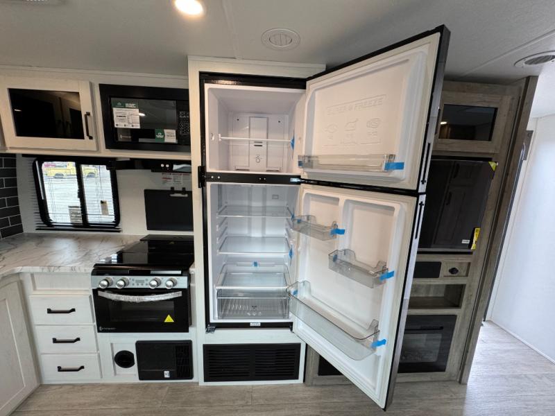 2026 Forest River RV SolAire 2580RBSS photo 17
