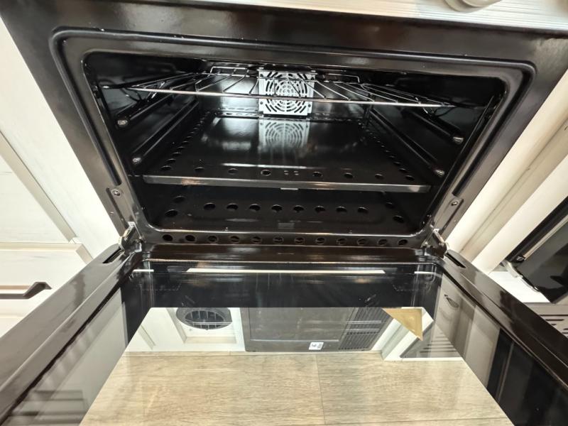 2026 Forest River RV SolAire 2580RBSS photo 15