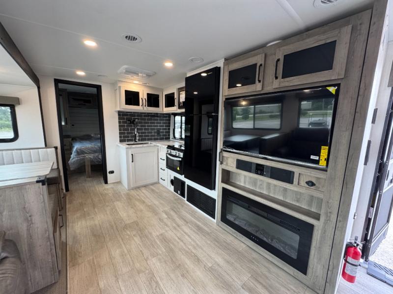 2026 Forest River RV SolAire 2580RBSS photo 11