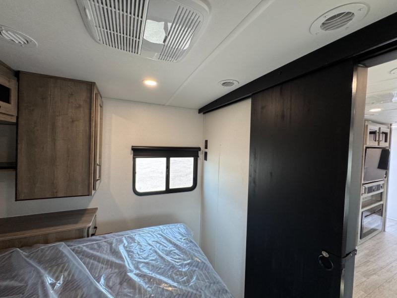 2026 Forest River RV SolAire 2580RBSS photo 26