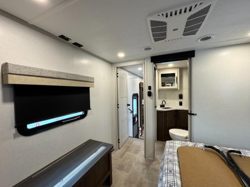2026 Dutchmen RV Voltage V-Series 4250 Toy Hauler photo 41