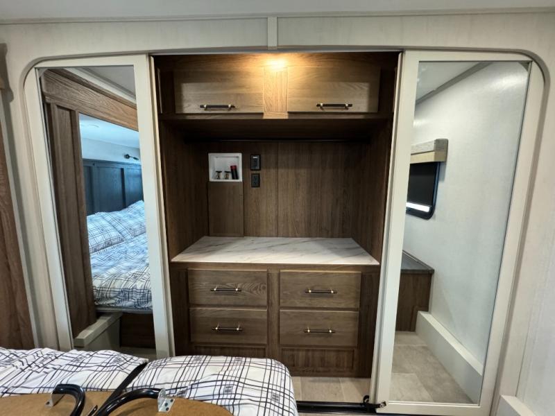 2026 Dutchmen RV Voltage V-Series 4250 Toy Hauler photo 51