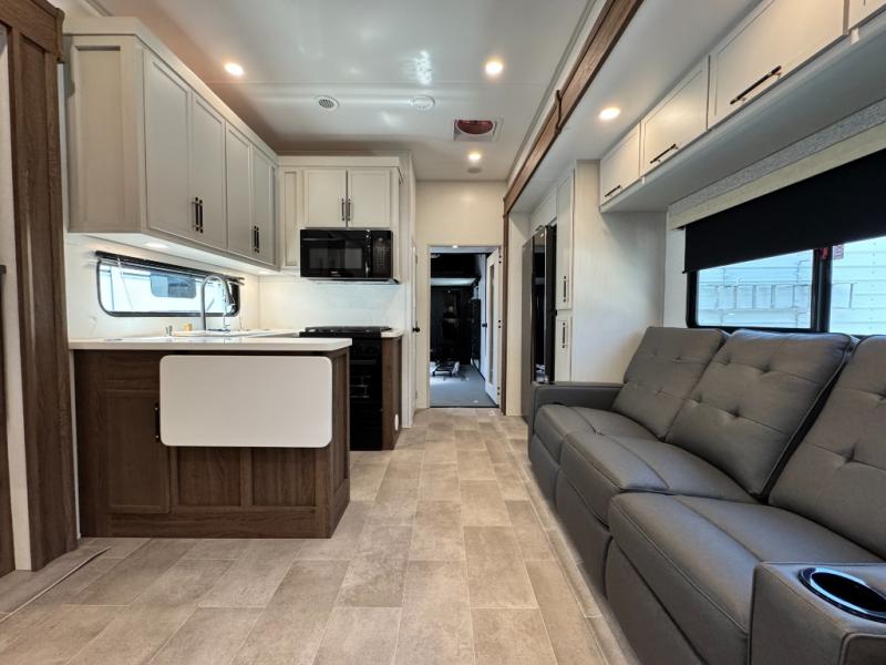 2026 Dutchmen RV Voltage V-Series 4250 Toy Hauler photo 30