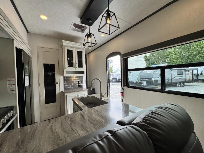 2025 Keystone RV Cougar 320RDS photo 10